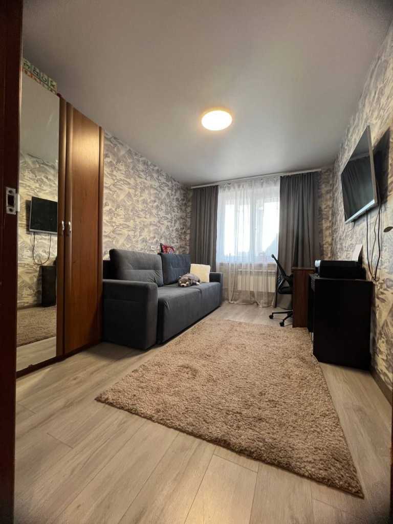 Продаж 2-кімнатної квартири 55 м², Яблунська вул., 318А