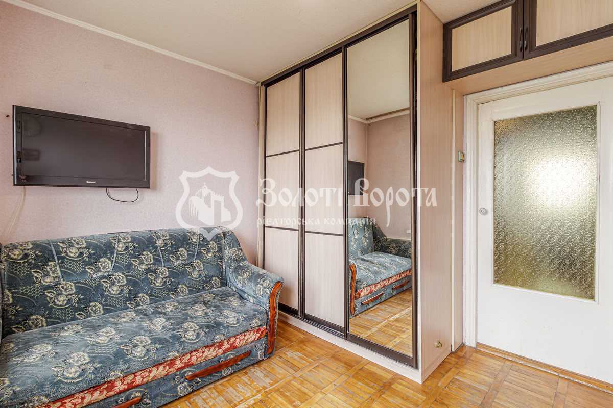 Продаж 3-кімнатної квартири 70 м², Київська вул., 1