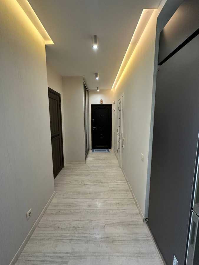 Продажа 2-комнатной квартиры 65.2 м², Киевская ул., 243А