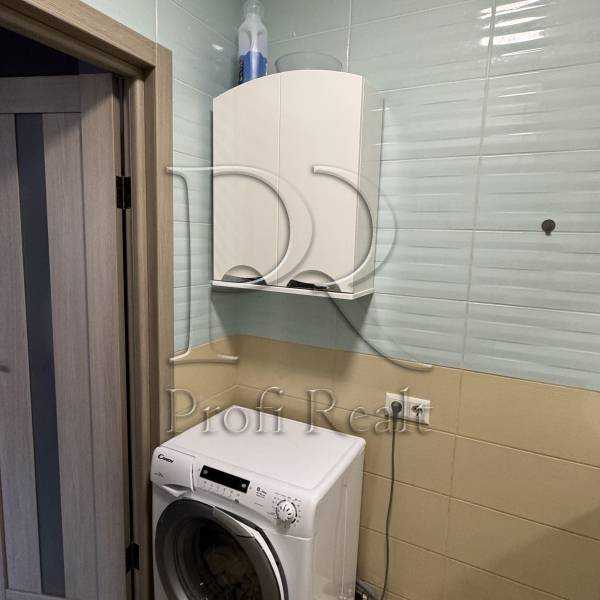 Продаж 1-кімнатної квартири 37 м², Клавдіївська вул., 40Г