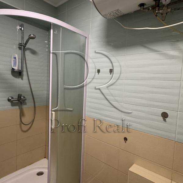 Продаж 1-кімнатної квартири 37 м², Клавдіївська вул., 40Г