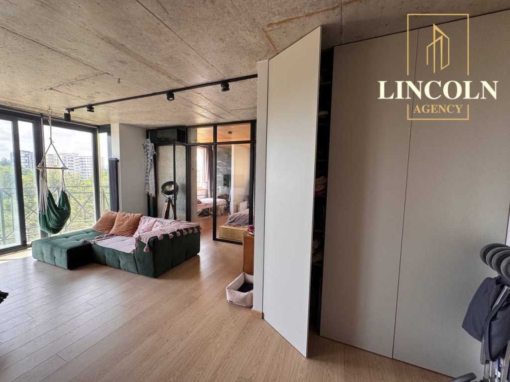 Продаж 2-кімнатної квартири 60 м², Ватутіна вул., 111