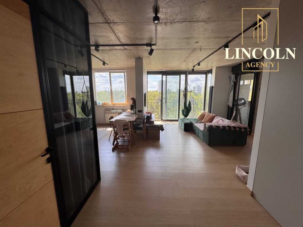 Продаж 2-кімнатної квартири 60 м², Ватутіна вул., 111