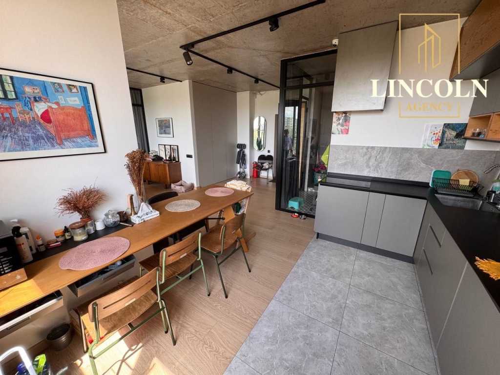 Продаж 2-кімнатної квартири 60 м², Ватутіна вул., 111
