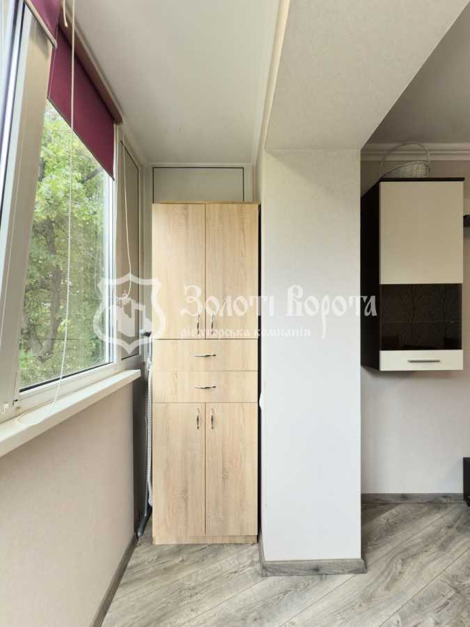 Продаж 2-кімнатної квартири 44.3 м², Празька вул., 32