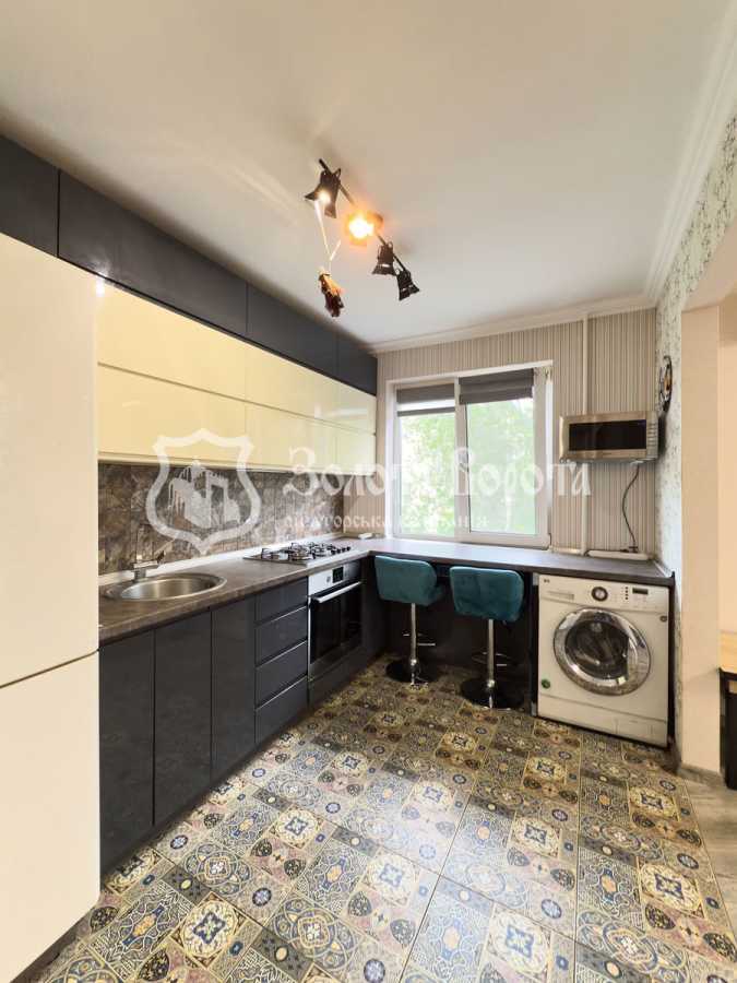 Продаж 2-кімнатної квартири 44.3 м², Празька вул., 32