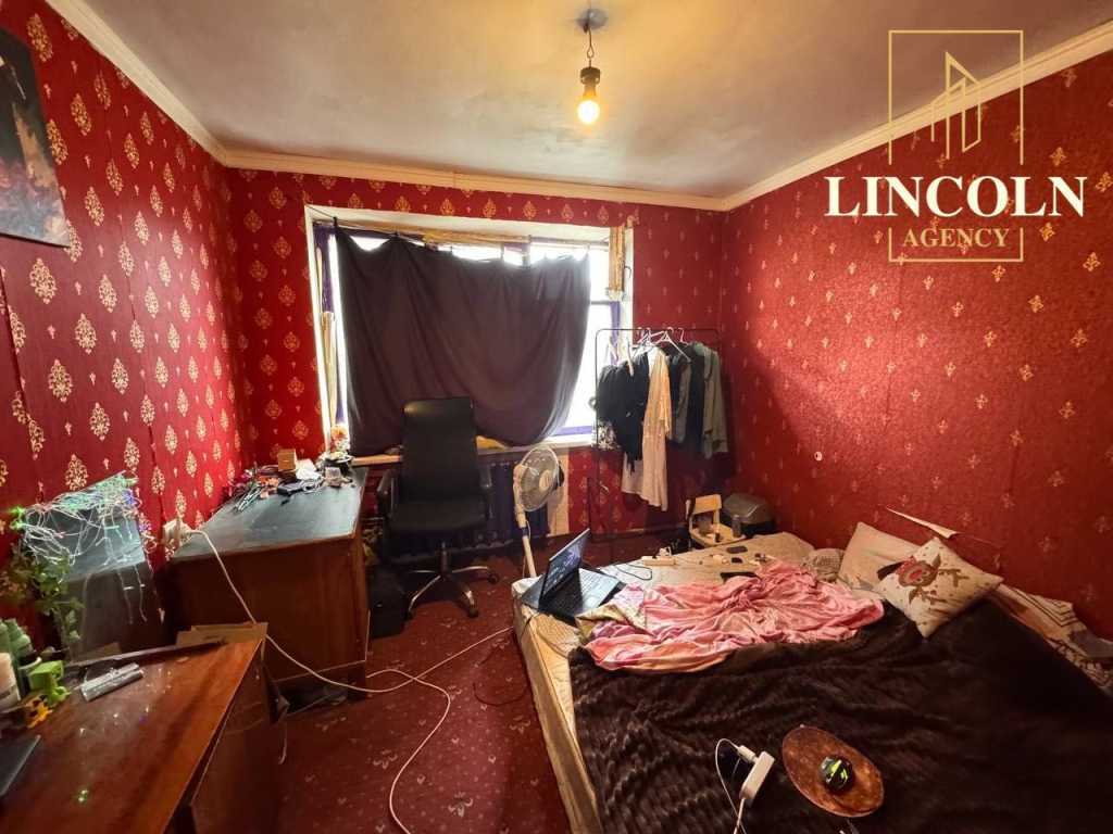 Продаж 3-кімнатної квартири 69 м², Голосіївський просп., 25