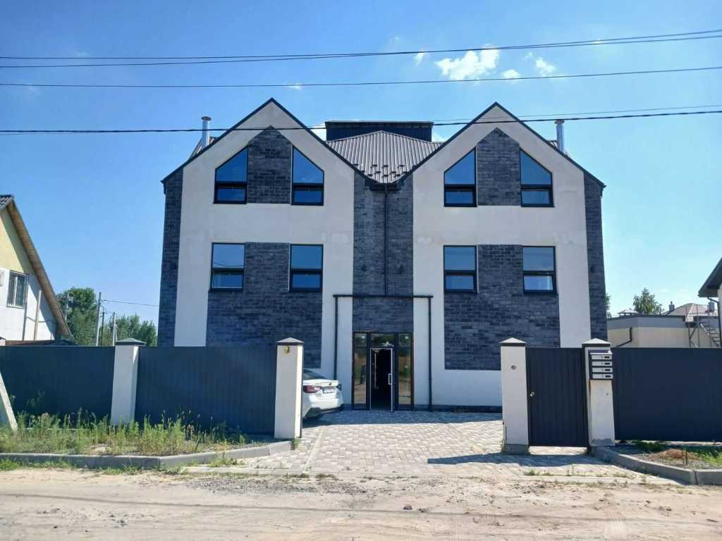 Продаж таунхауса 103 м², Колобова