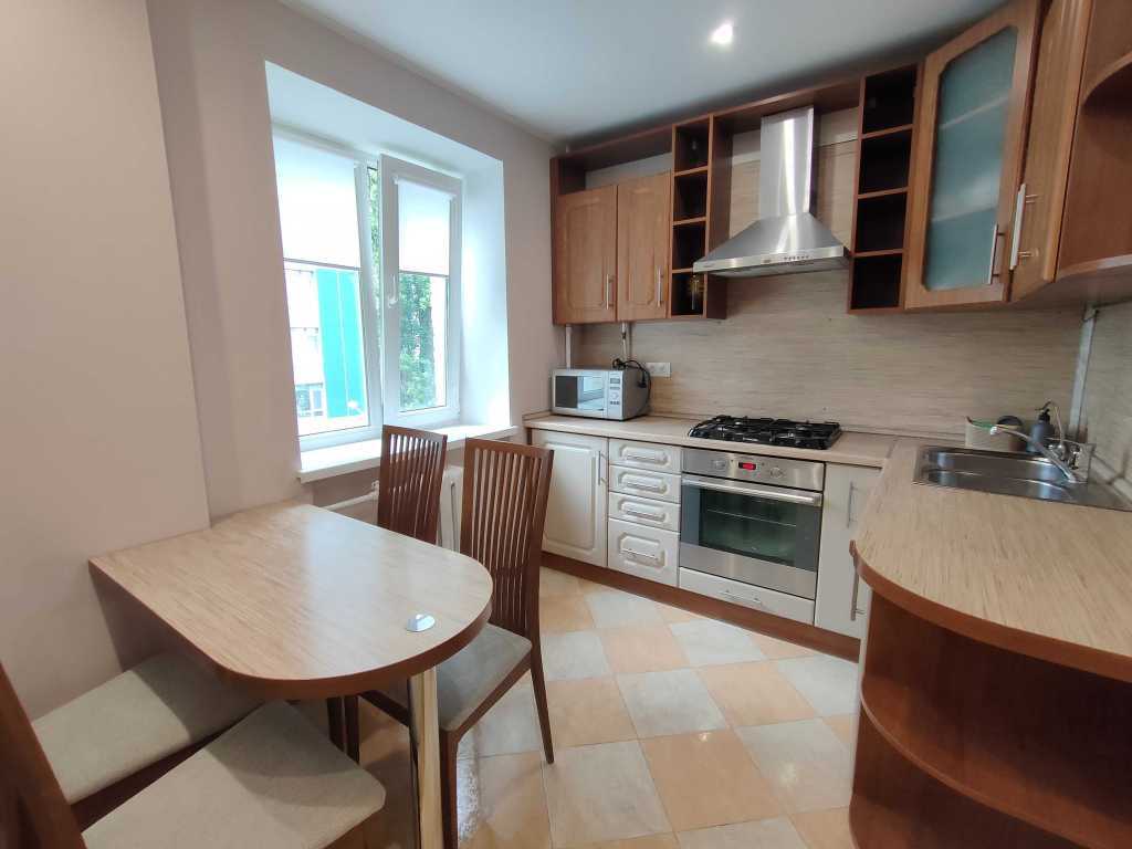Продаж 2-кімнатної квартири 45 м², Джона Маккейна вул., 9