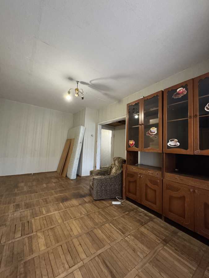 Продаж 1-кімнатної квартири 32.6 м², Єреванська вул., 31/1