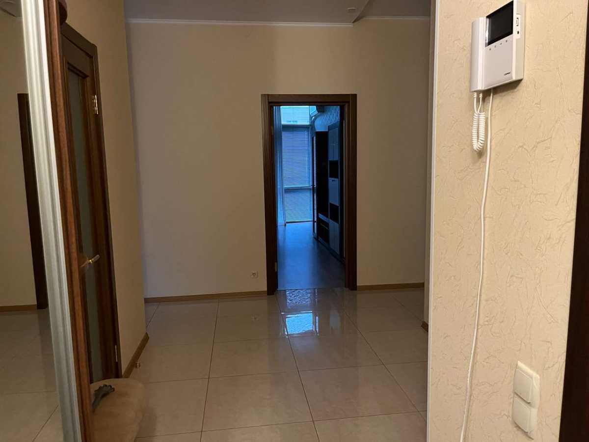 Продаж 3-кімнатної квартири 103.5 м², Дмитрівська вул., 82