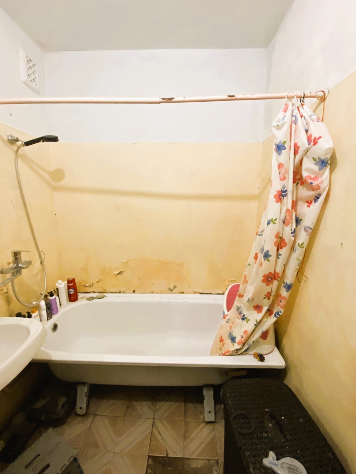 Продаж 1-кімнатної квартири 48 м², Вишняківська вул., 1