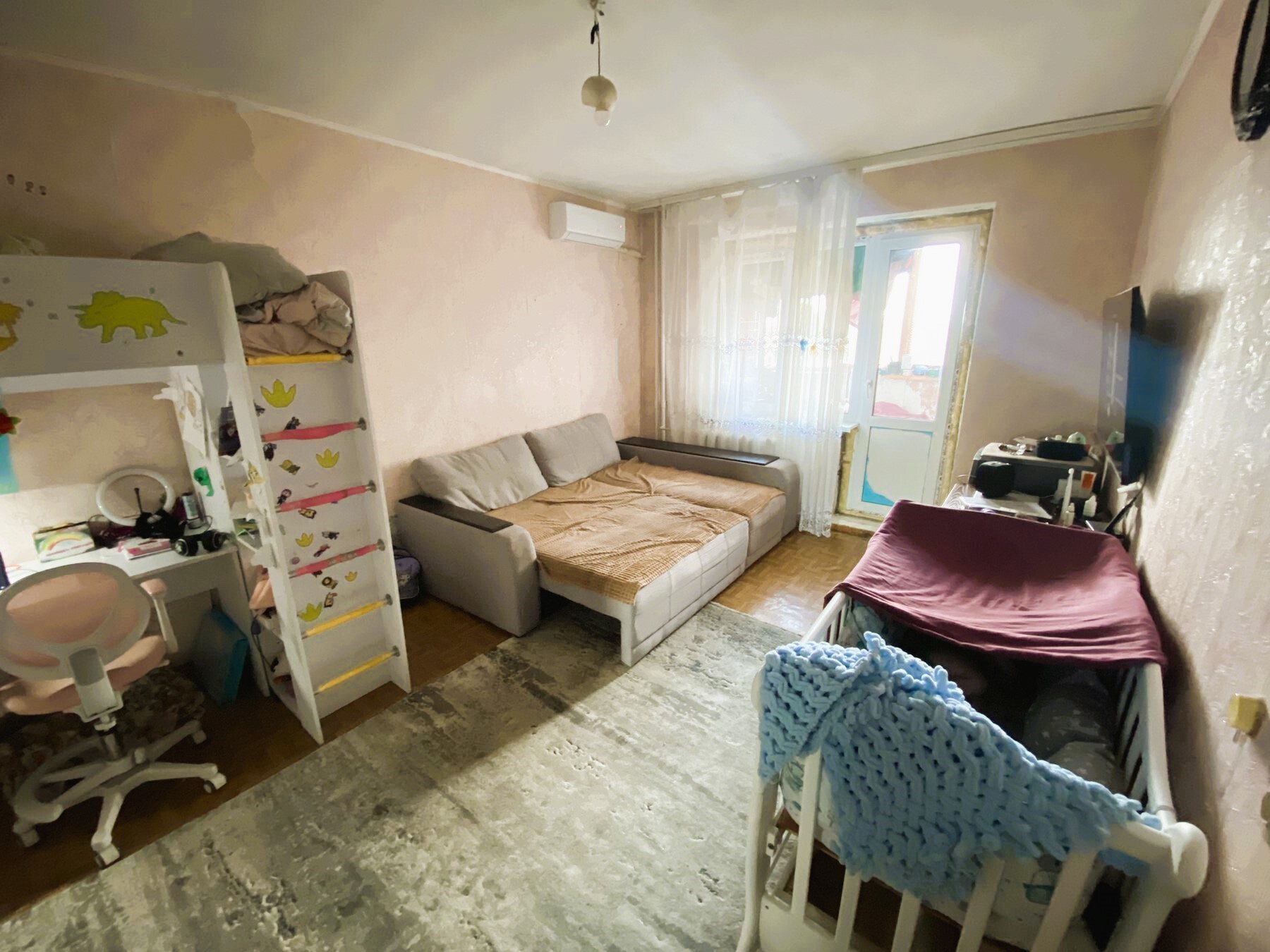 Продаж 1-кімнатної квартири 48 м², Вишняківська вул., 1