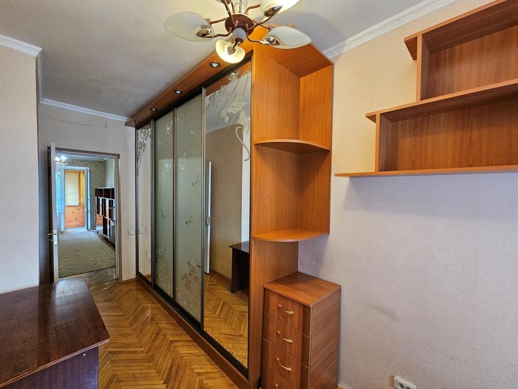 Продаж 2-кімнатної квартири 38 м², Подільський пров., Набережно-Хрещатицька, 33