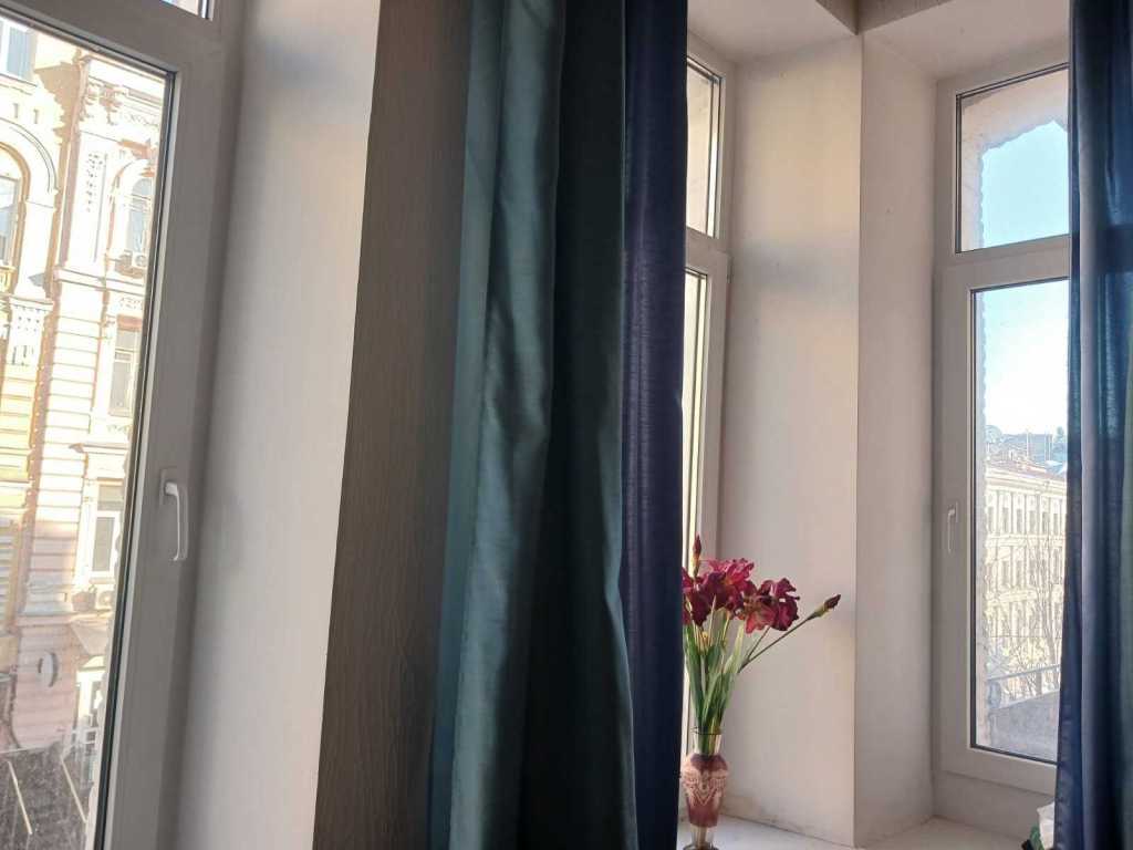 Продаж 3-кімнатної квартири 88 м², Пушкінська вул., 12А