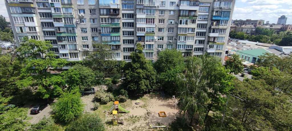 Продаж 1-кімнатної квартири 29.2 м², Ялтинська вул., 5А
