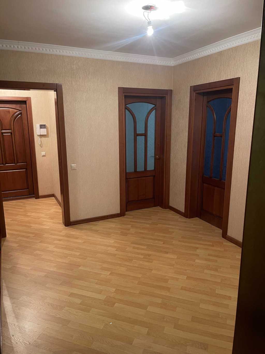 Продаж 3-кімнатної квартири 98 м², Миколи Закревського вул.