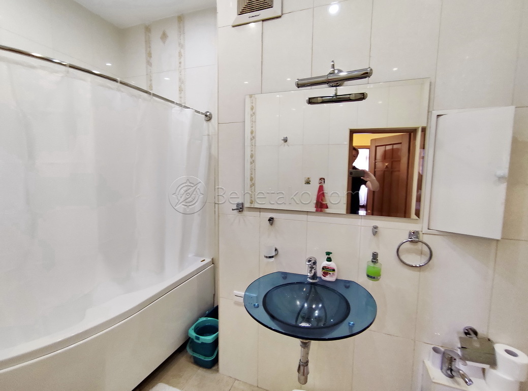 Продажа квартиры со свободной планировкой 90 м², Тенистая ул., 9/12
