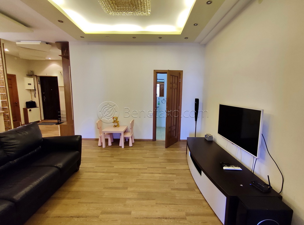 Продажа квартиры со свободной планировкой 90 м², Тенистая ул., 9/12