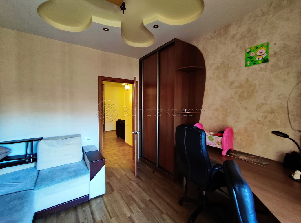 Продажа квартиры со свободной планировкой 90 м², Тенистая ул., 9/12
