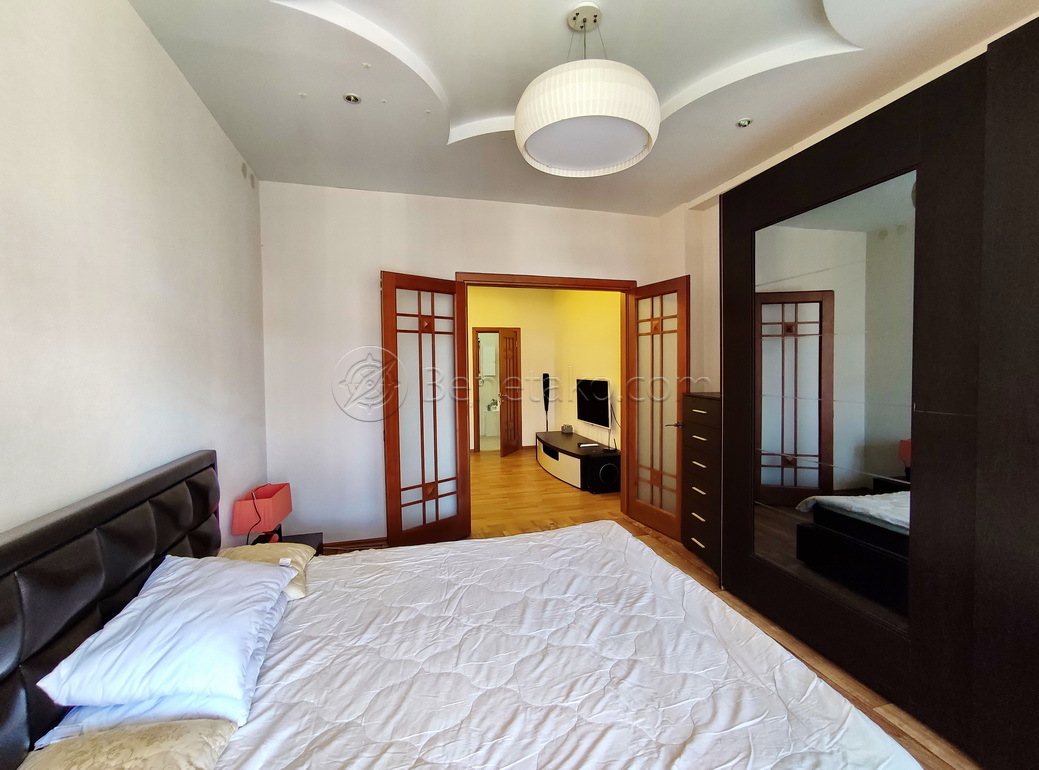 Продажа квартиры со свободной планировкой 90 м², Тенистая ул., 9/12