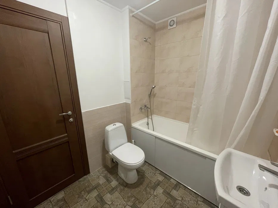 Аренда 3-комнатной квартиры 46 м², Краковская ул., 18