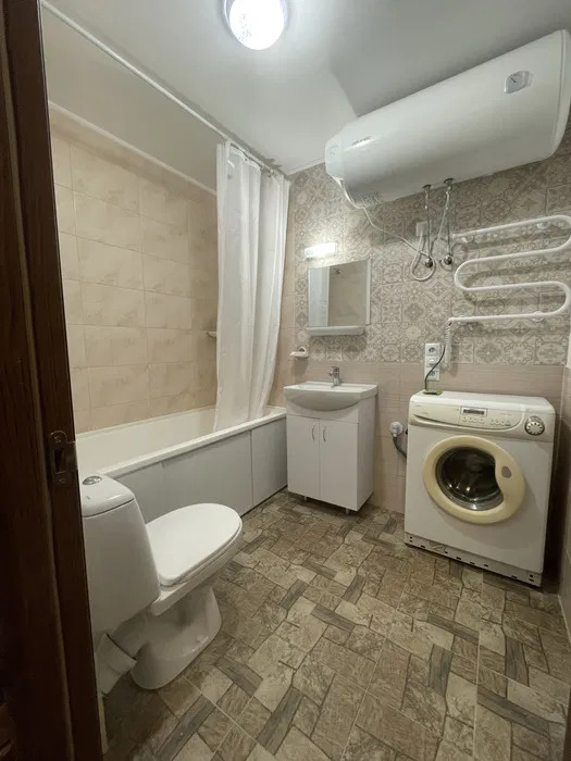 Аренда 3-комнатной квартиры 46 м², Краковская ул., 18