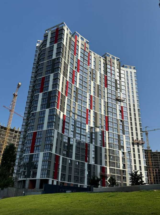 Продаж 1-кімнатної квартири 61 м², Микільсько-Слобідська вул., 17