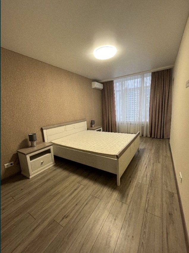 Аренда 1-комнатной квартиры 50 м², Евгения Сверстюка ул., 6