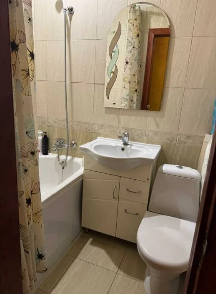 Продаж 1-кімнатної квартири 32 м², Холодногірська вул.