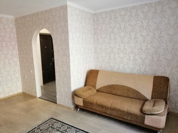 Продажа 1-комнатной квартиры 45 м², Михаила Лушпы просп.