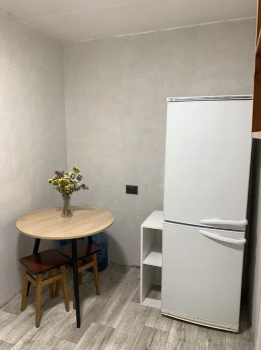 Продаж 1-кімнатної квартири 28.3 м², Курський просп.