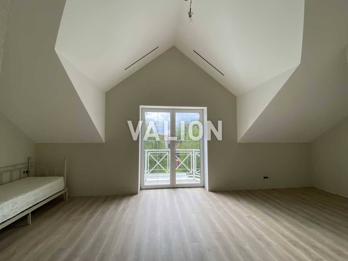 Продажа дома 210 м², Юліанська
