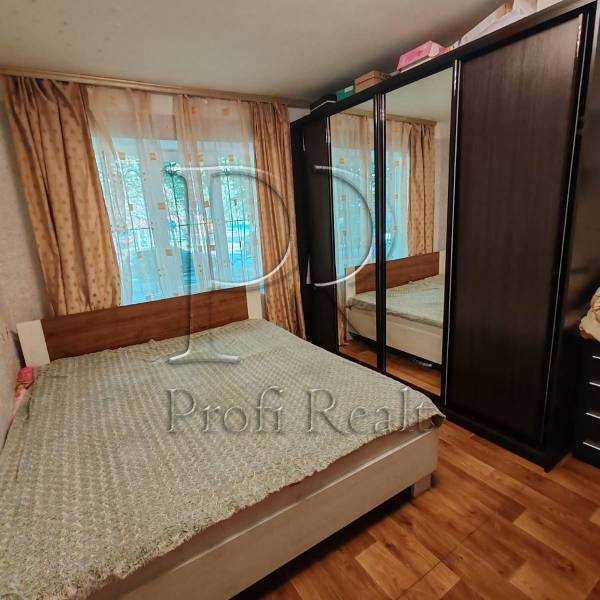 Продаж 1-кімнатної квартири 29 м², Литвиненко-Вольгемут вул., 5