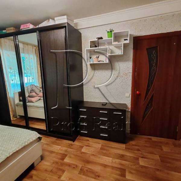Продаж 1-кімнатної квартири 29 м², Литвиненко-Вольгемут вул., 5