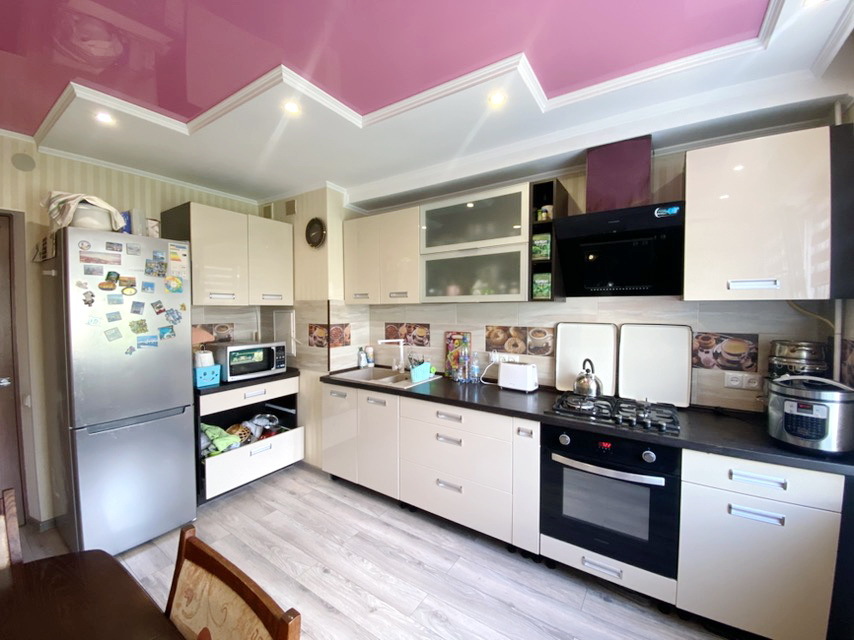 Продажа 2-комнатной квартиры 55 м², Лазурная ул.