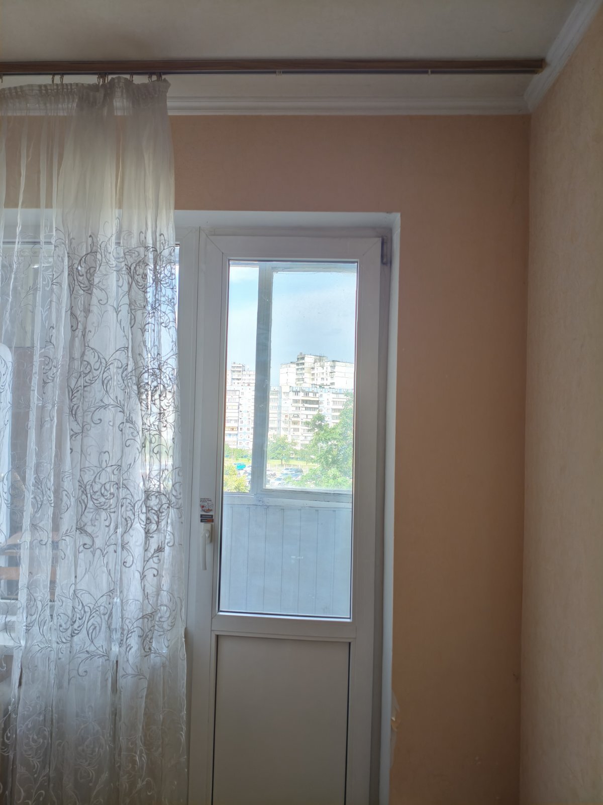 Продаж 3-кімнатної квартири 68 м², Каштанова вул., 15А
