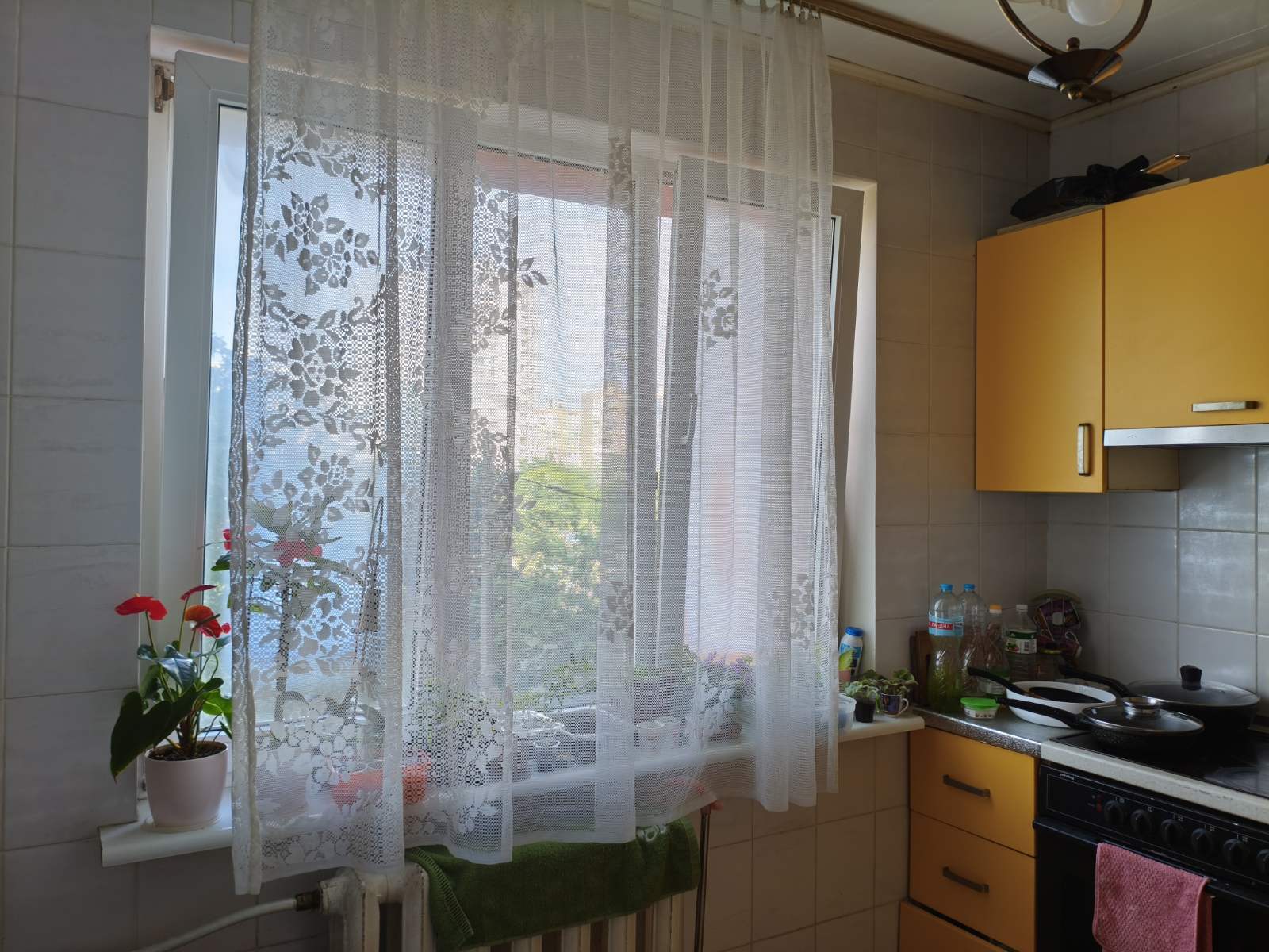 Продаж 3-кімнатної квартири 68 м², Каштанова вул., 15А