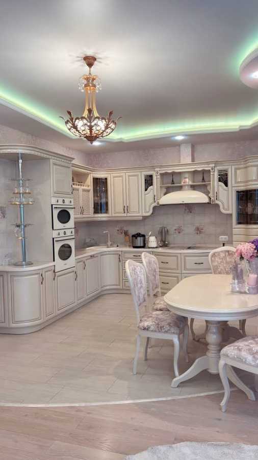 Аренда 4-комнатной квартиры 127 м², Саперное Поле ул., 14/55