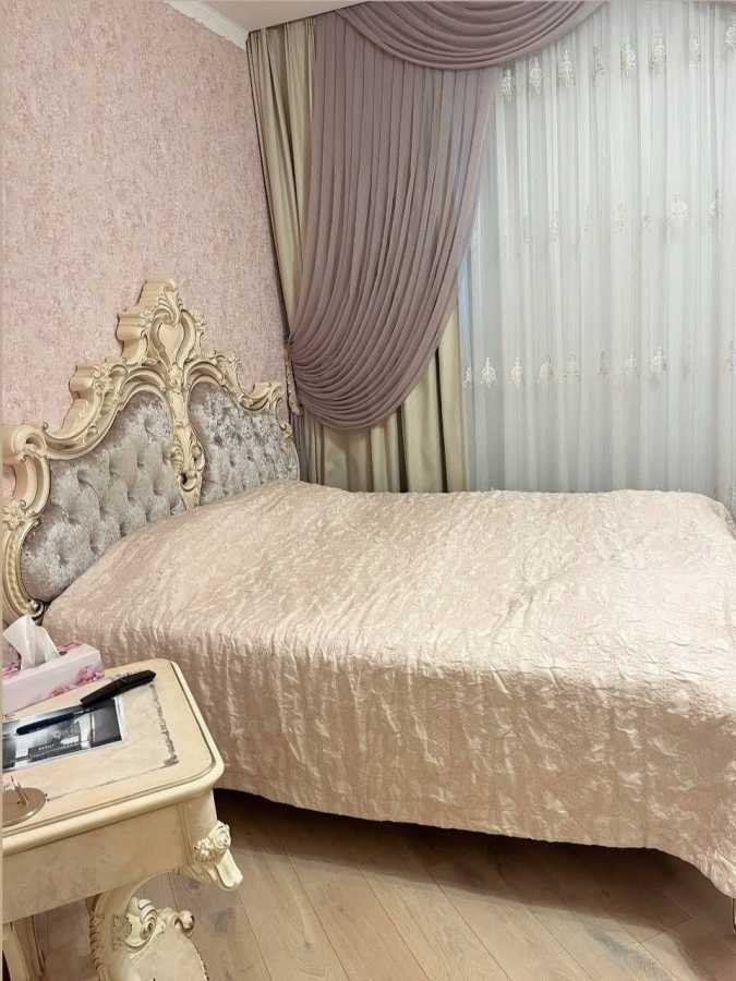 Аренда 4-комнатной квартиры 127 м², Саперное Поле ул., 14/55