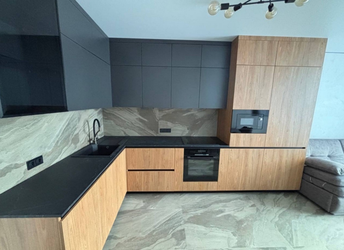 Аренда 1-комнатной квартиры 52 м², Никольско-Слободская ул., 10