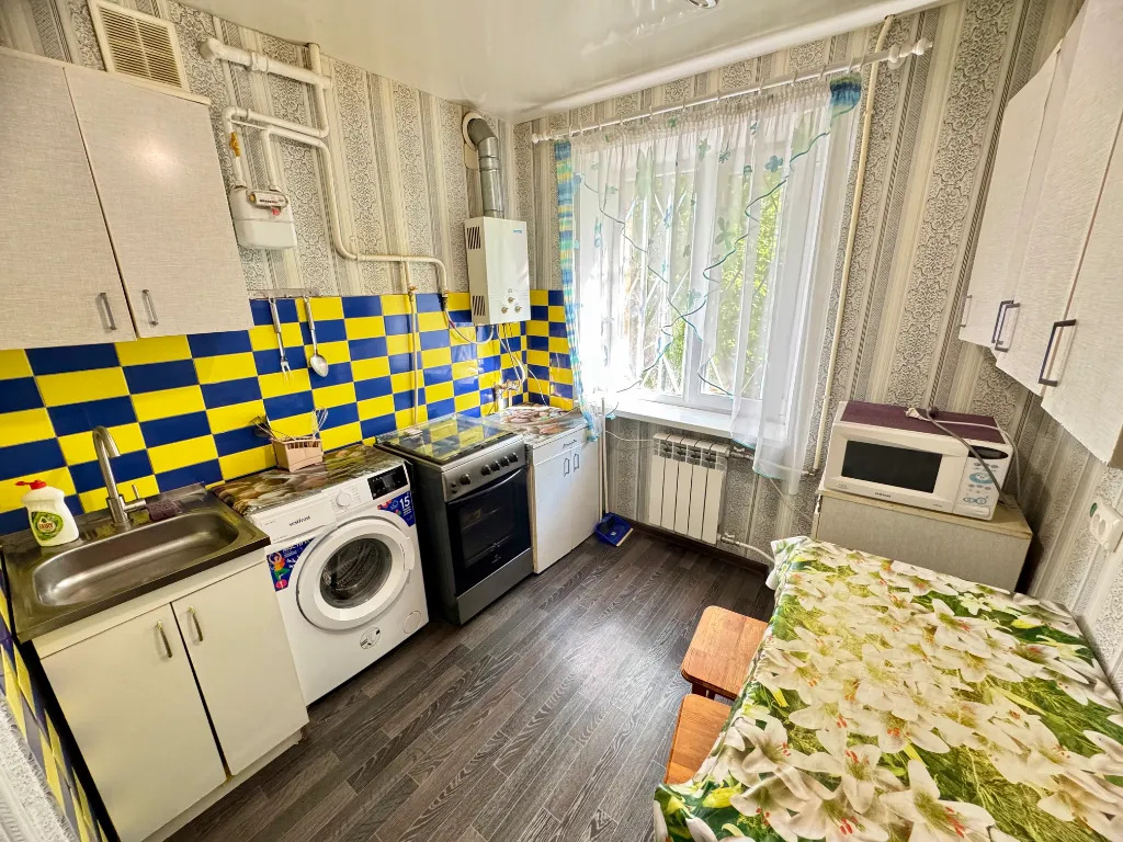 Оренда 2-кімнатної квартири 46 м², Олександра Поля просп., 143А