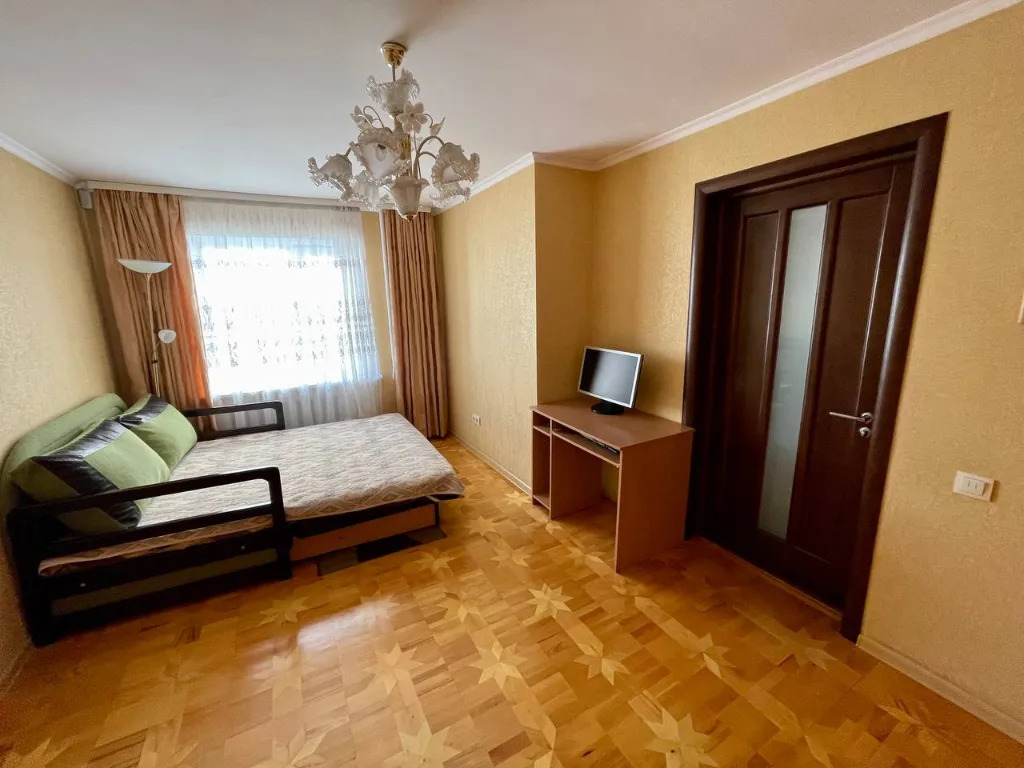 Аренда дома 280 м², Владимира Моссаковского ул., 30А