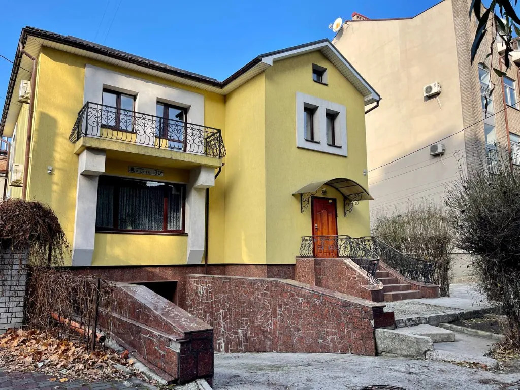 Аренда дома 280 м², Владимира Моссаковского ул., 30А