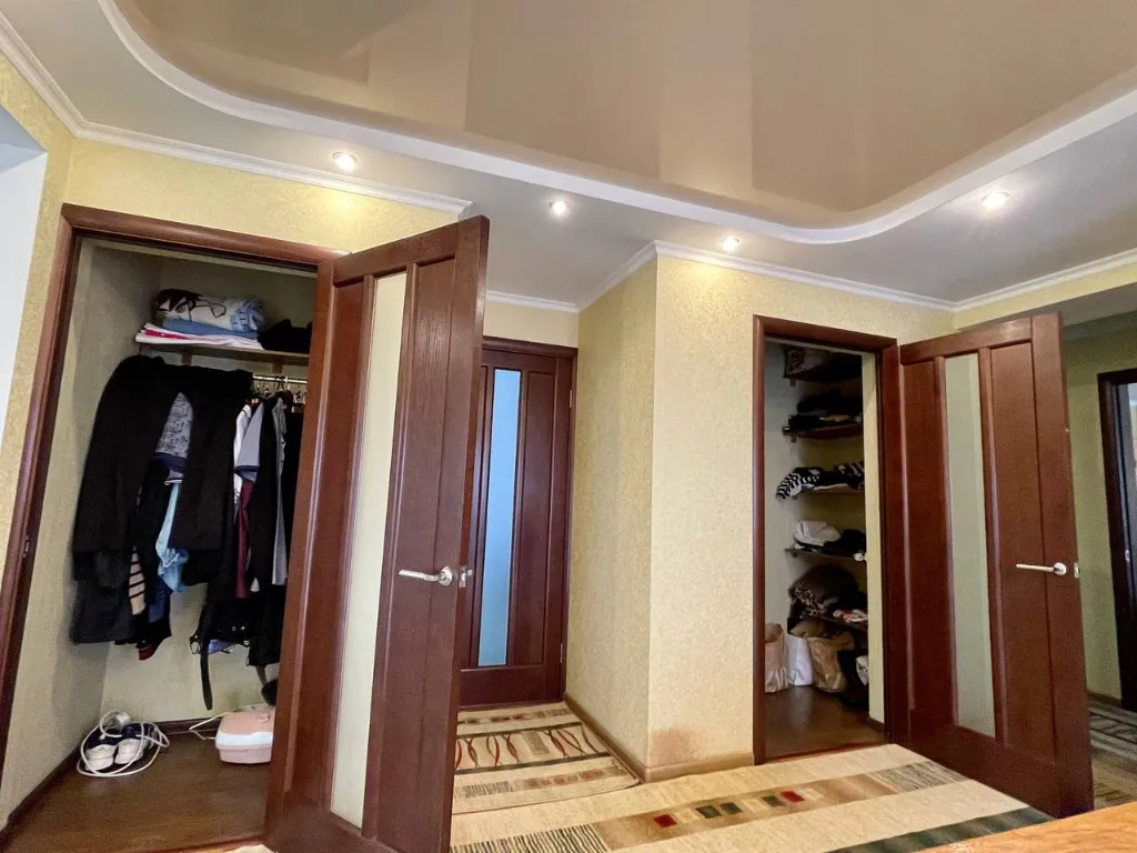 Аренда дома 280 м², Владимира Моссаковского ул., 30А