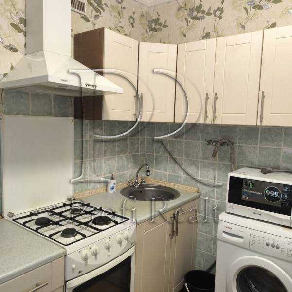 Продаж 1-кімнатної квартири 34 м², Василя Тютюнника вул., 11/2