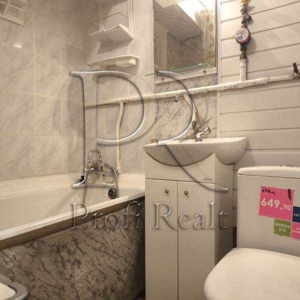 Продаж 1-кімнатної квартири 34 м², Василя Тютюнника вул., 11/2