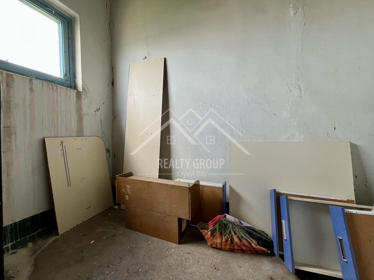 Продаж 3-кімнатної квартири 58 м², 4-й Сальський пров., Зарічний 25