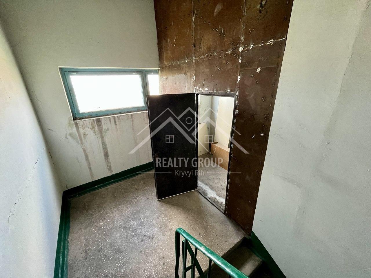 Продаж 3-кімнатної квартири 58 м², 4-й Сальський пров., Зарічний 25
