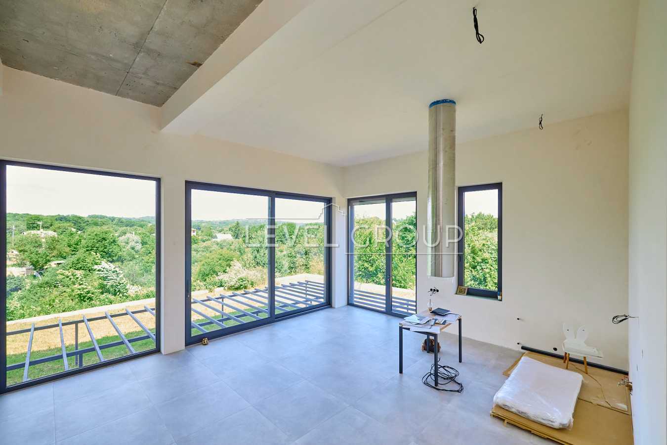 Продажа дома 350 м², Парниковая ул., 5
